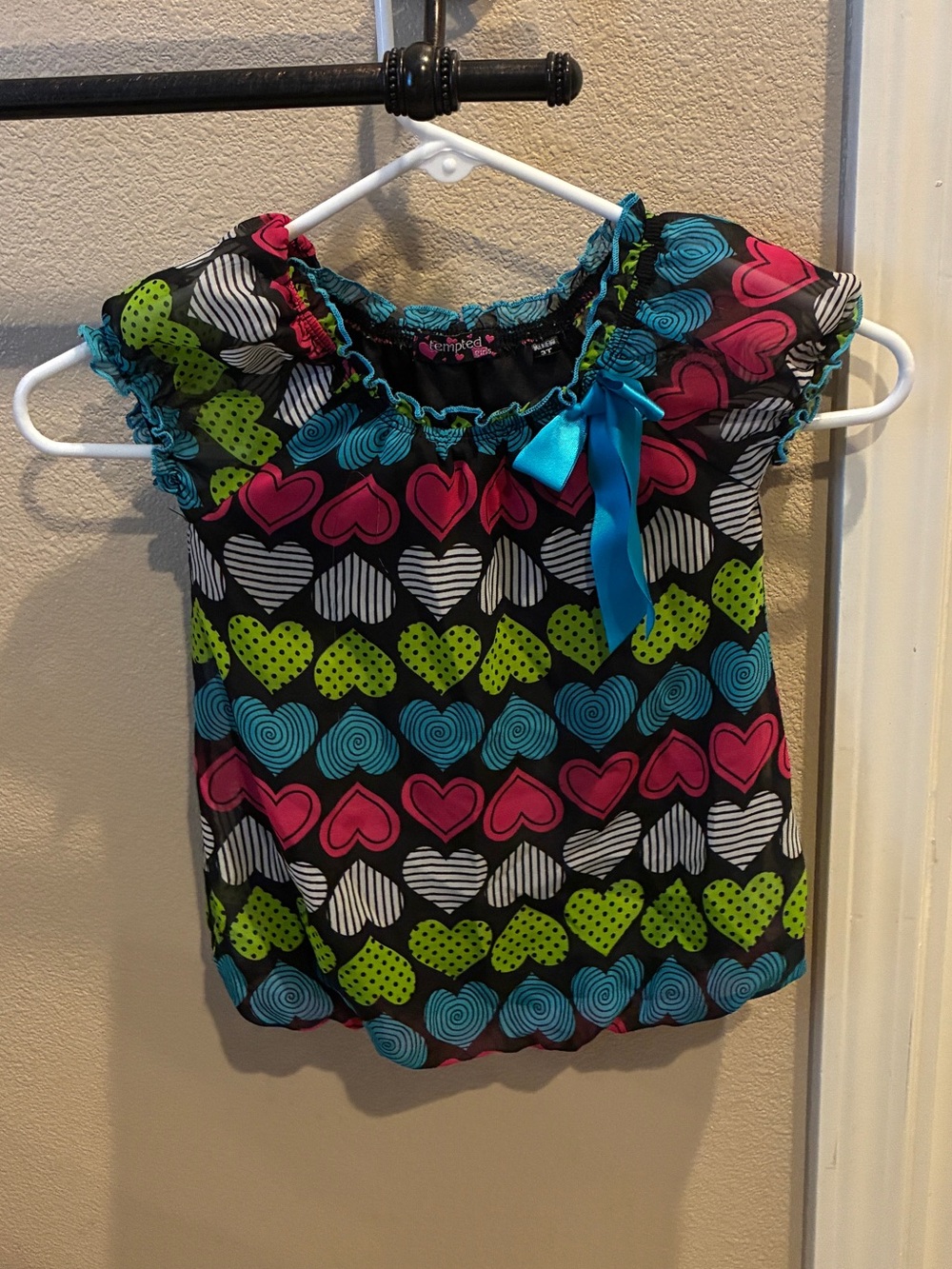 Tempted Girls Heart-Pattern Ruffle Top - Black, Pink, Blue, Green